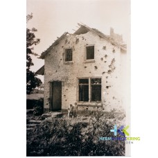 Pannerden 1945 Huis van Bart Hendriks - Rijnstraat gesloopt voor de rivier omlegging Coll. G.B.Janssen